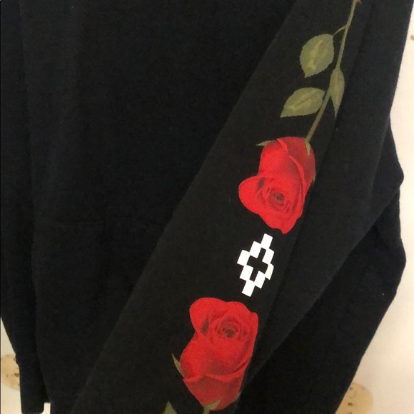 sweatshirt - Picture 2 of 6